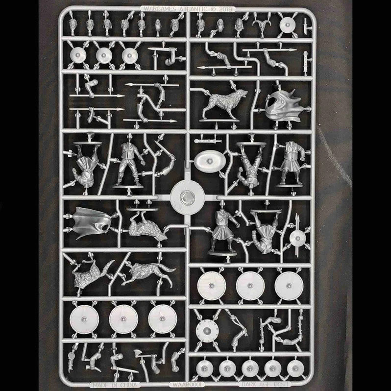 Wargames Atlantic Dark Ages Irish Sprue – x6 Warriors + x2 Wolfhounds, 28mm Miniatures