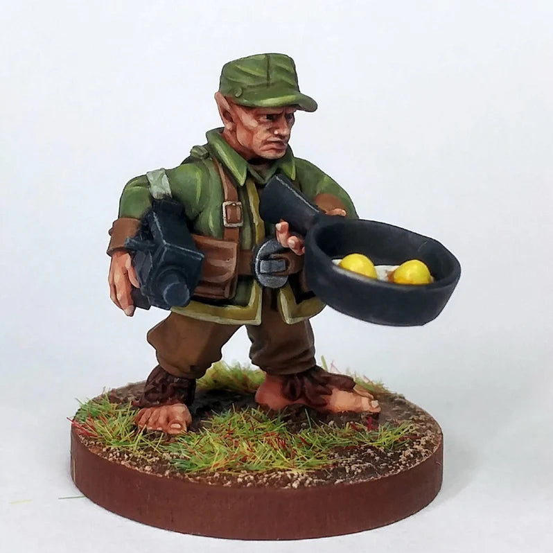 Wargames Atlantic Sneakfeet Sprue – x4 28mm Halfling Sniper Miniatures